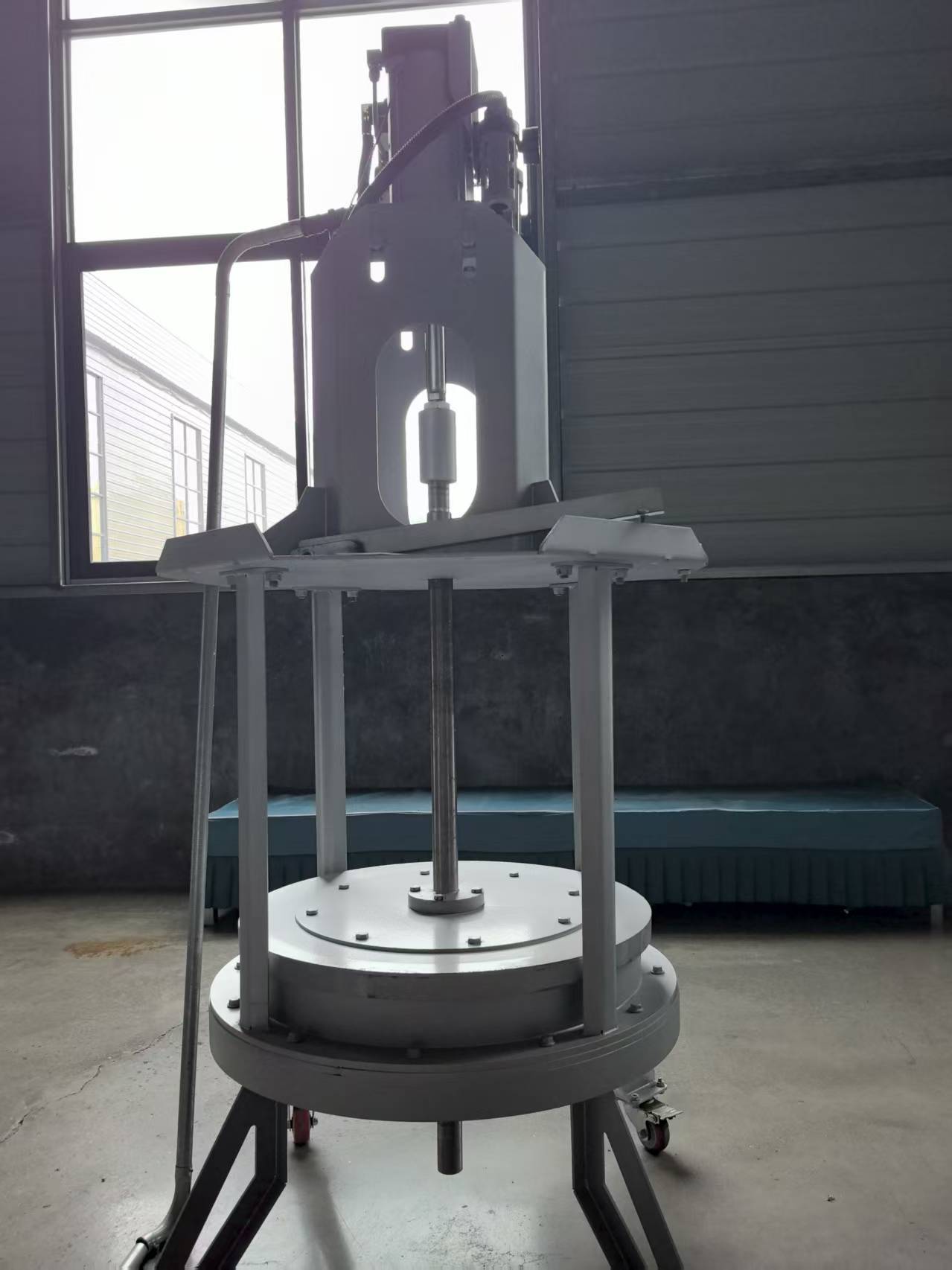 沸石轉(zhuǎn)輪＋RTO  ：沸石轉(zhuǎn)輪與RTO 的組合在滿足環(huán)保標準方面非常出色